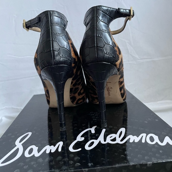 EUC Sam Edelman Ciara Leo fur heels - Picture 4 of 5